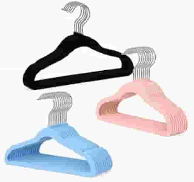 Kit 10 Cabides Slim de Veludo Infantil Antideslizante Aveludado Premium (Preto)