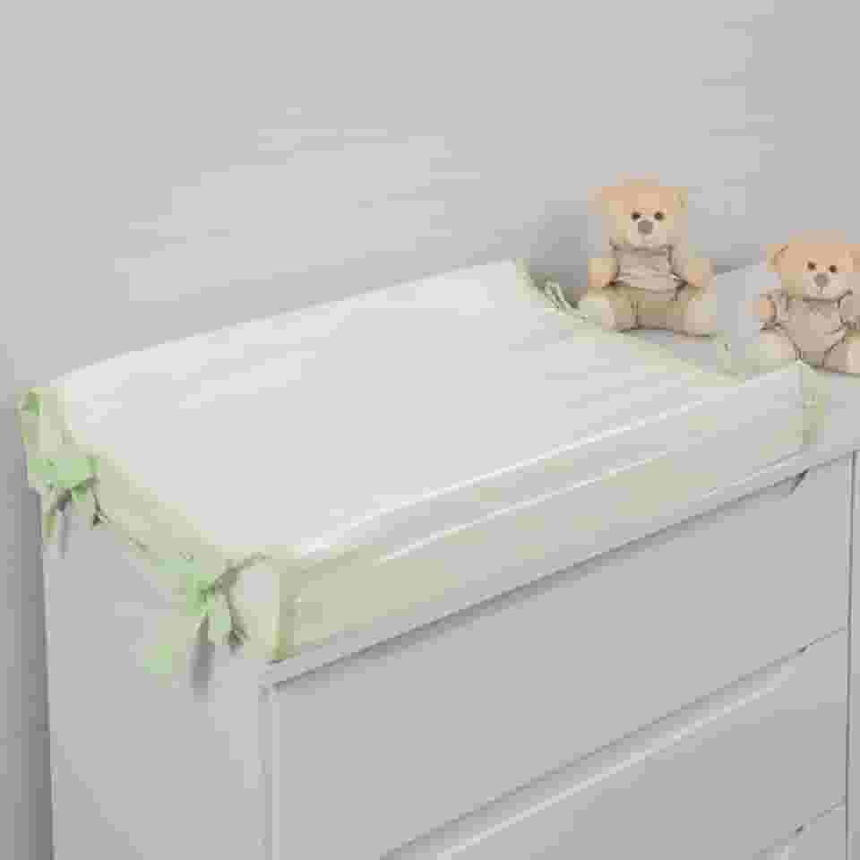 Trocador Americano Comoda Fraldas Impermeável Anatomico Com Abas Bebê Enxovais Capa Plástica Off White com Verde (40cm x 65cm)