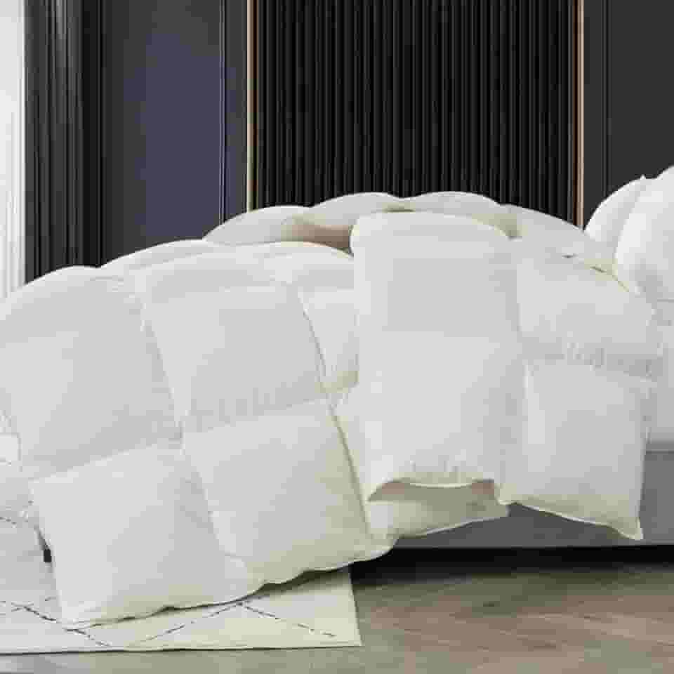 KUSNUG Luxuoso edredom de plumas de ganso, capa de algodão egípcio ultramacio, peso de enchimento de 1,6 kg de calor médio, enchimento de edredom fofo para todas as estações com torneiras de canto