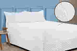 Protetor de colchão Casal impermeável - Não faz ruído - 140x190x30cm - Bernadete Casa