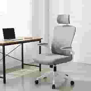 Cadeira de Escritório Ergonômica Hyatto Flow Presidente Giratória com Encosto Reclinável 90°-135°, Apoio de Cabeça Ajustável, Braços Dobráveis e Ajuste de Altura a Gás até 120kg HYATTO OFFICE