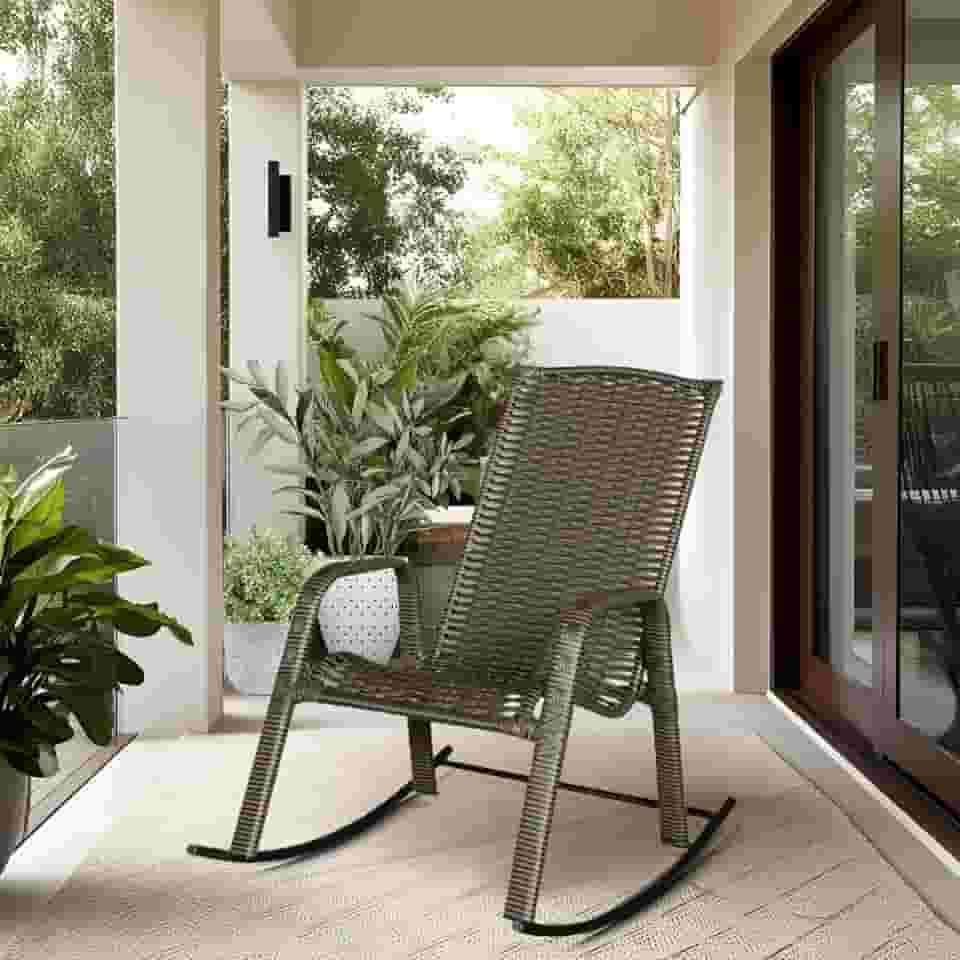 Cadeira Balanço Aconchego Poltrona para Varanda Descanso Àrea Jardim Fibra Sintética (Junco cor Argila)