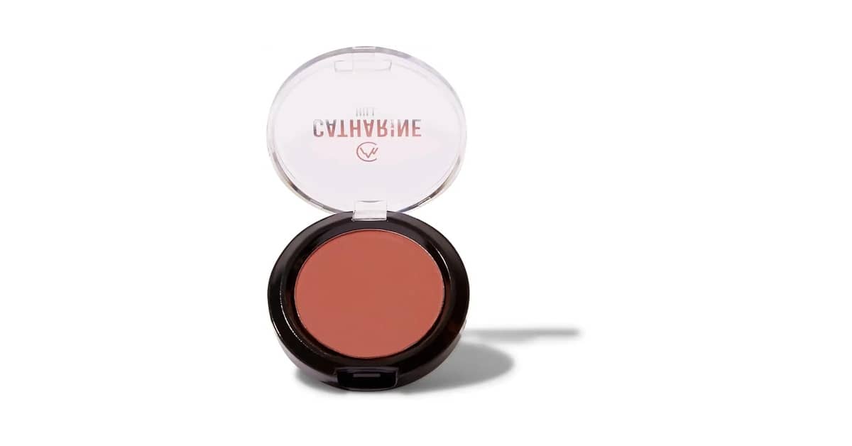 Melhor Blush para Pele Madura: Texturas e Acabamentos Ideais