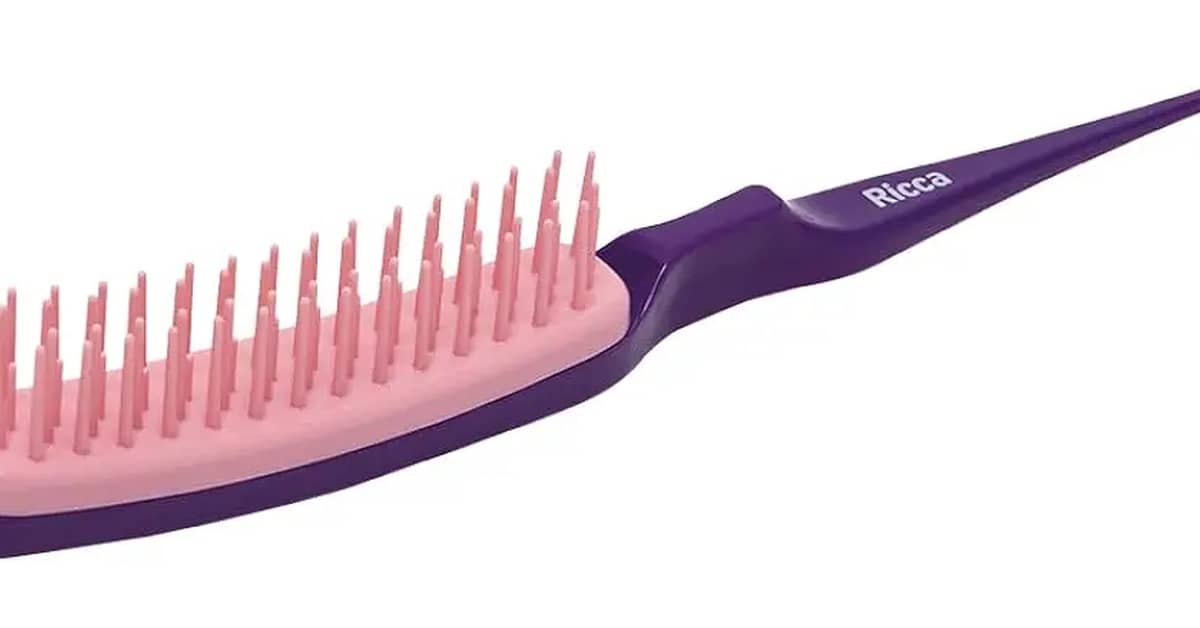 Melhor Pente para Fitagem Cabelo Cacheado: Definição e Brilho