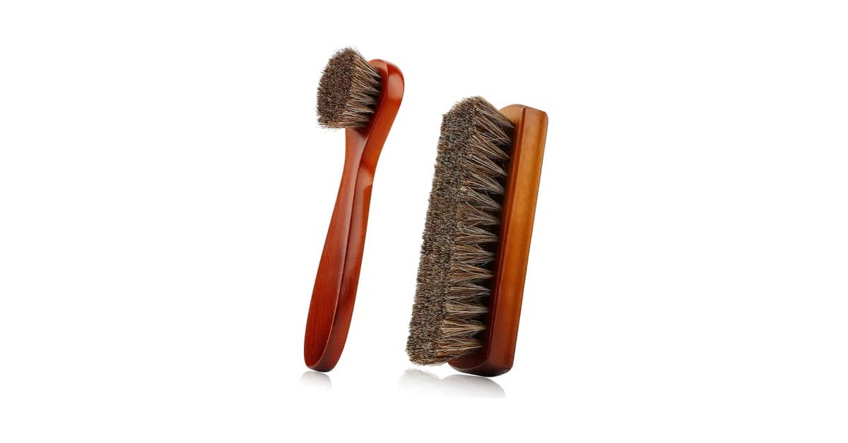 Qual a Melhor Escova para Crina de Cavalo? Guia para Brilho