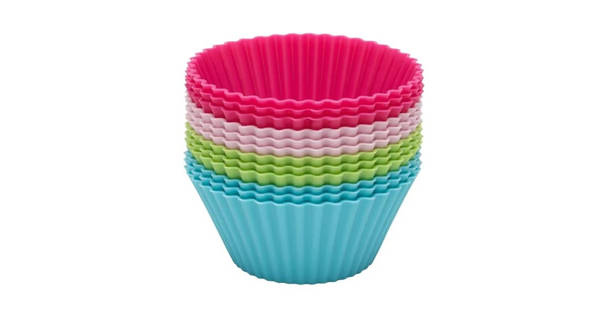 Qual a melhor forma para cupcake: silicone ou metal?
