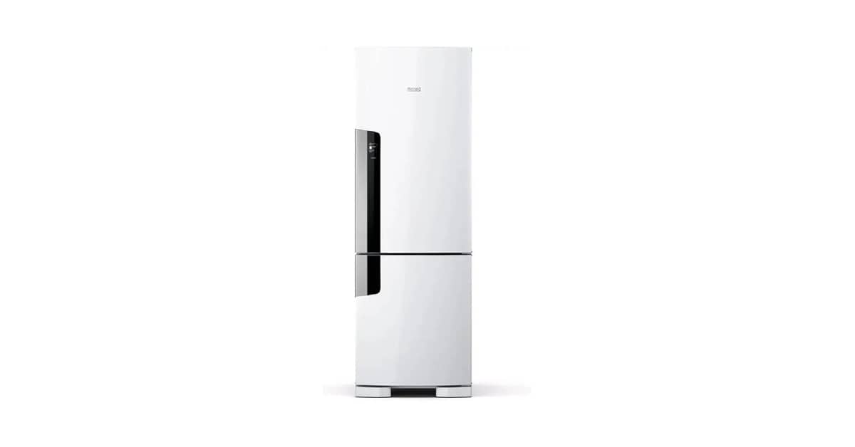 Qual a Melhor Geladeira com Freezer Embaixo e Acabamento em Preto? 4 Modelos Analisados