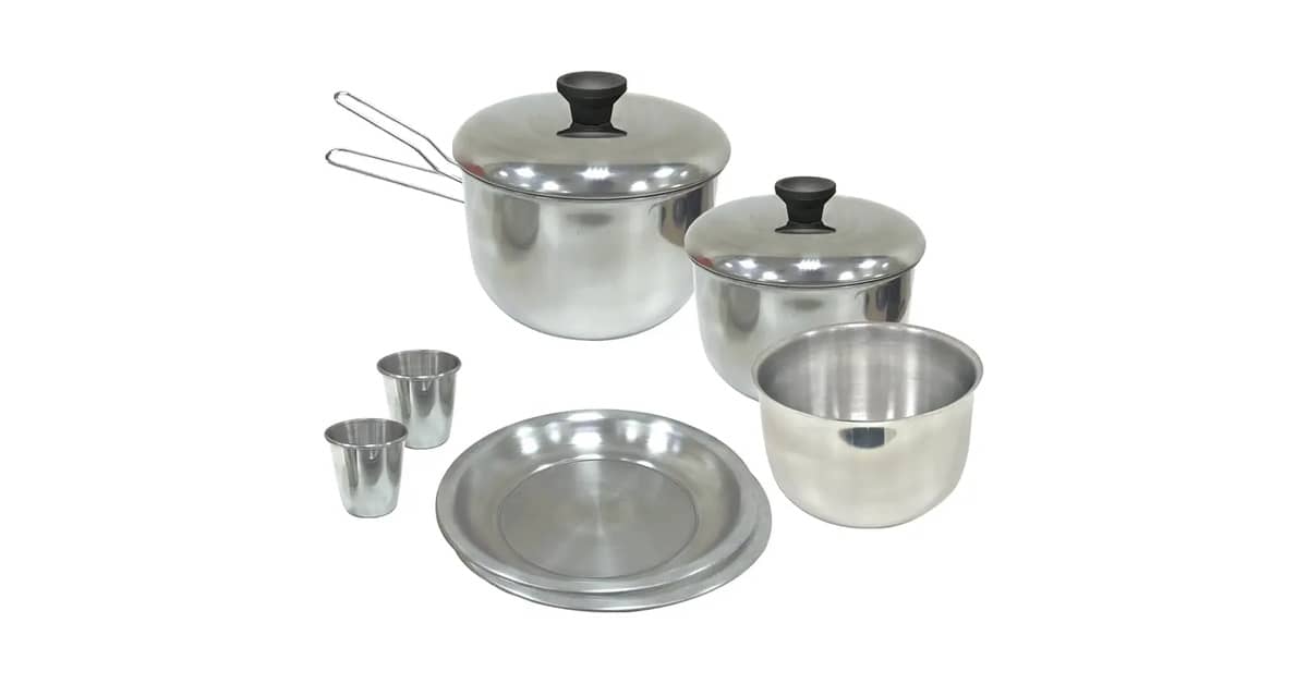 Qual o melhor kit de panelas de camping que se encaixam? 10 Kits
