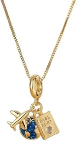 Colar Feminino Voyager de Cobre com Pingente de Passaporte - Acessório para Mulheres Apaixonadas por Viagens - 45cm Eternize Momentos e Histórias - Acompanha Bolsa de Veludo