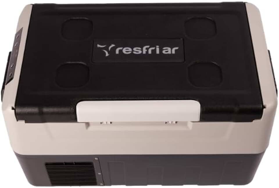 Geladeira Portátil para Caminhão 35 Litros Quadrivolt 12/24V e 110/220V Resfriar