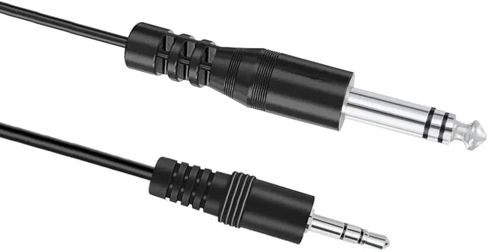 PluCable Cabo de audio P2 estereo para P10 estereo P2P1020 Preto, Conexoes em metal, 2 Metros