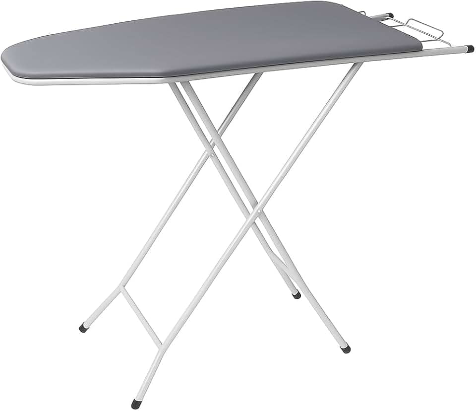 Tábua de Passar Roupa Utilaço Reforçada Extra Forte – Mesa de Passar Roupa Passadeira Dobrável Grande com Suporte para Ferro, Tecido Térmico Resistente e Base Estável Premium