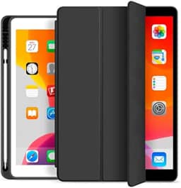 WB Capa iPad 7a, 8a e 9a Geração 10.2″ - Premium Slim, Antichoque com Compart. para Pencil - Preta