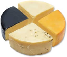 Kit 4 Queijos Parmesão Artesanais 550g Serra da Mantiqueira - Tradicional, Temperado, Defumado e Capa Preta.