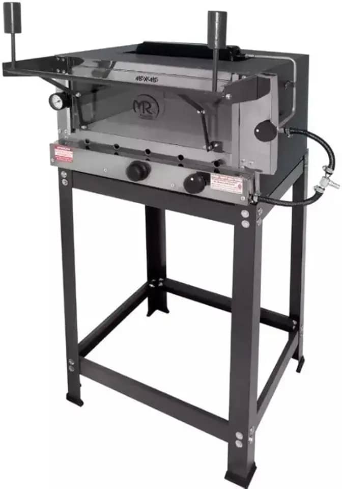 Forno de Pizza a Gás Mr Fogões 45x45cm com Infravermelho e Cavalete