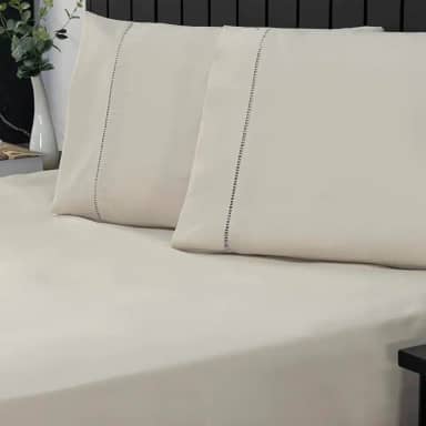 Jogo de Cama Queen Percal 400 Fios Ponto Palito 03 Peças, Antiácaro, Anti-pilling com Toque Macio - Bege