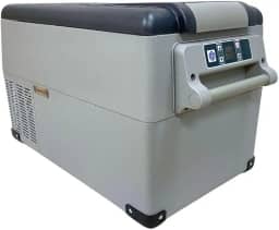 Geladeira 35 Litros 12V/24V 110v/220v Caminhão Ônibus Van Carro Trailer Motor Home