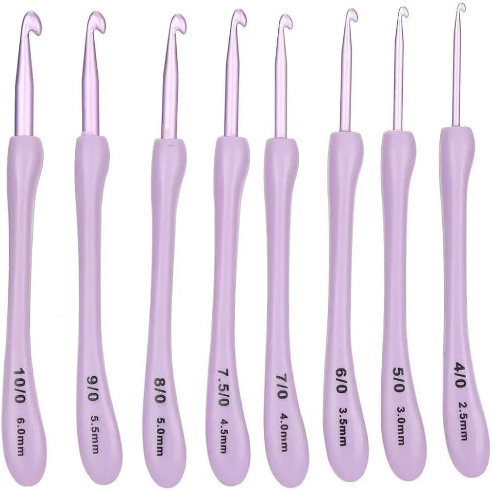Kit de agulhas de crochê ergonômicas premium com pontas de alumínio lisas para projetos de artesanato de tricô confortáveis, conjunto roxo escuro