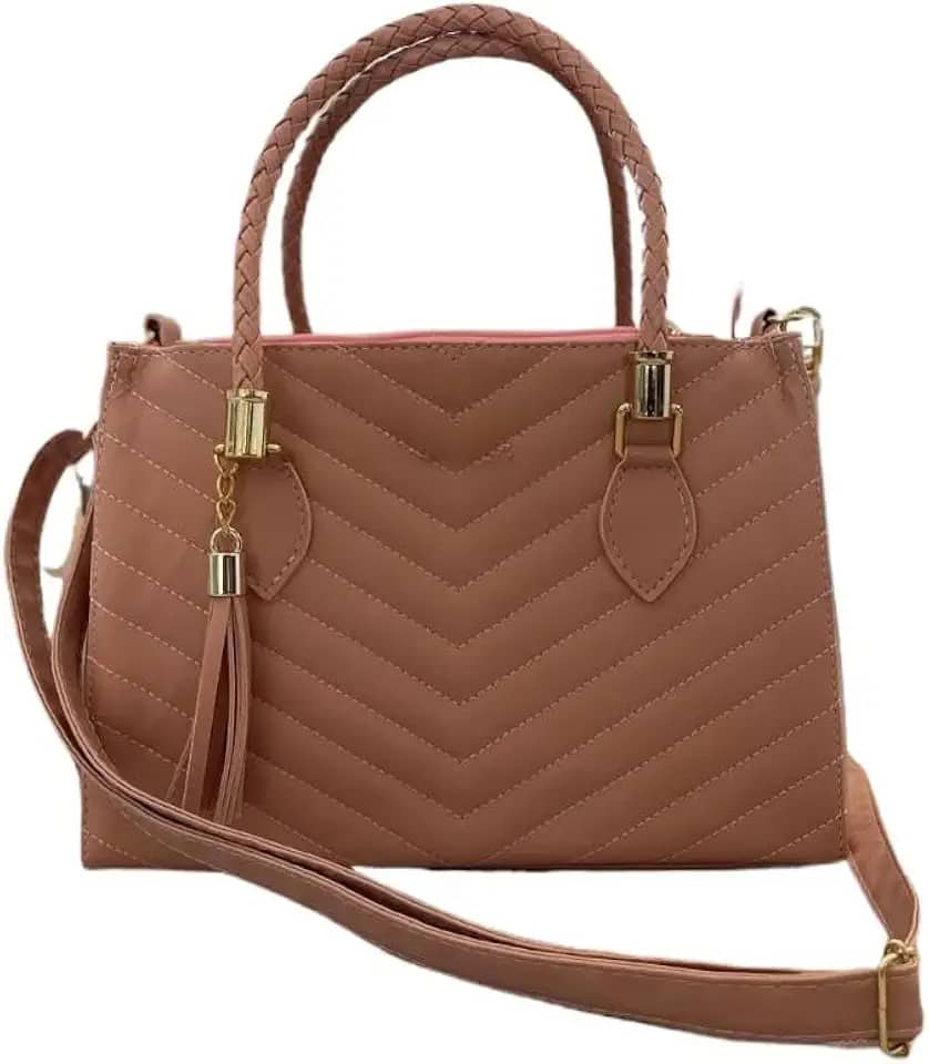 Bolsa Feminina, Alça de Ombro Removível, Couro Sintético Preto, Detalhes em Metal Dourado