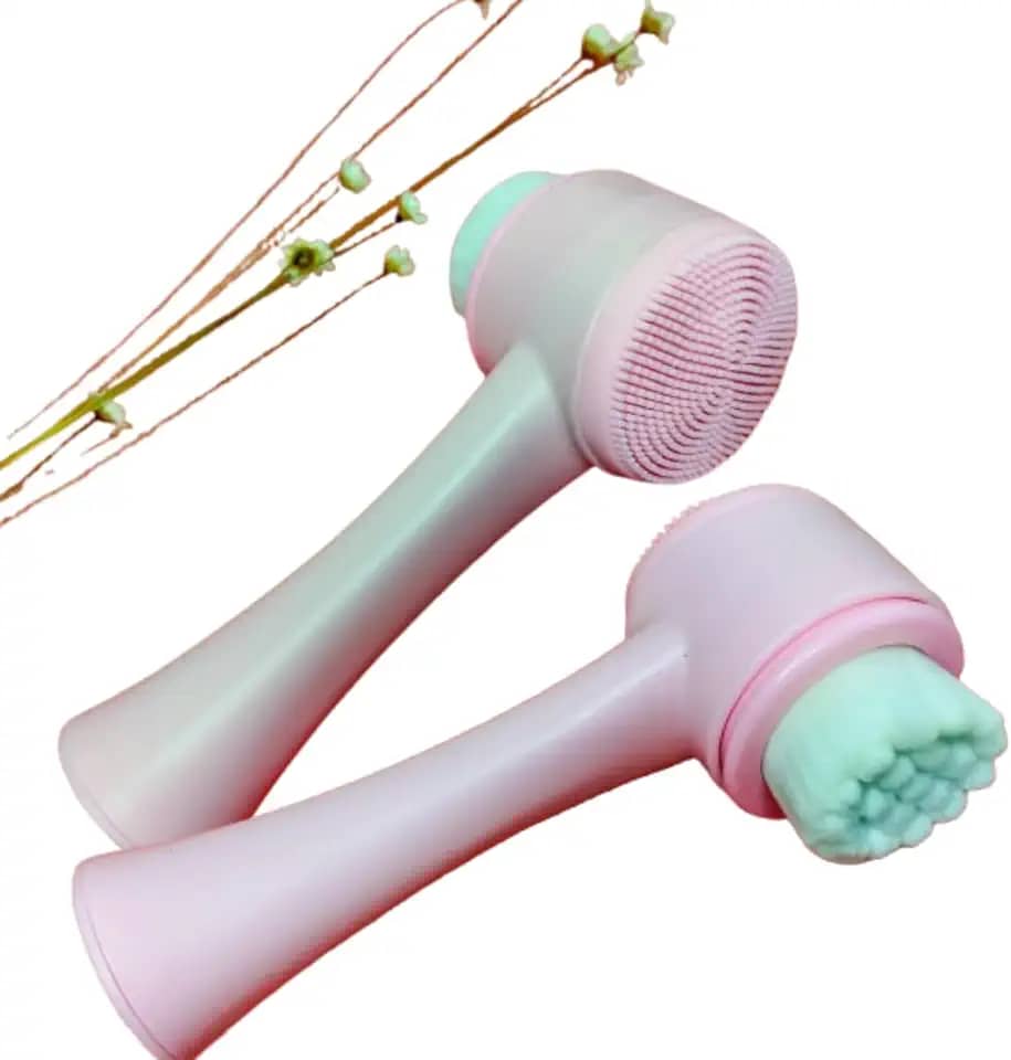 A Escova Facial 2 em 1 limpa profundamente, esfolia e massageia a pele, esponja de silicone e promove limpeza eficaz Prova de Água e manual, ideal para skin care e remoção de maquiagem.