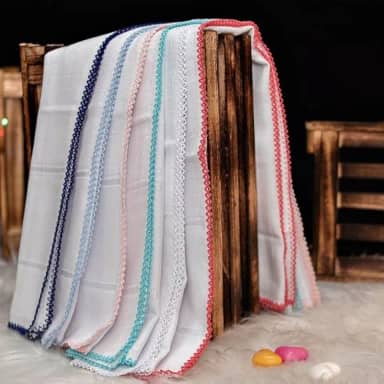 Fralda de Boca Mabber para Pintar e Bordar 100% Algodão com Crochê - 30cm x 40cm - Com Crochê Branco