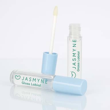 Gloss Labial com Ácido Hialurônico, Vitamina E e D-Pantenol – Hidrata, Dá Volume e Realça o Brilho Natural dos Lábios