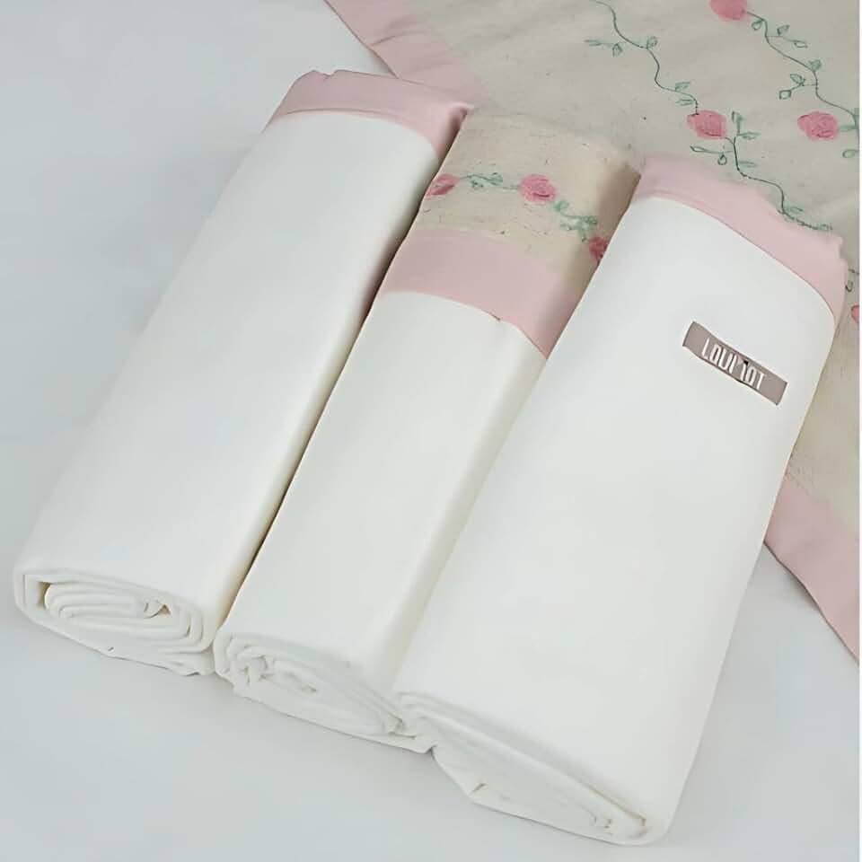 Cueiro para Bebê 100% Algodão Kit com 3 Unidades 80x80cm | Tecido Suave e Respirável | Ideal para Enxoval, Maternidade, Naninha e Proteção Diária (Creme/Rosa)