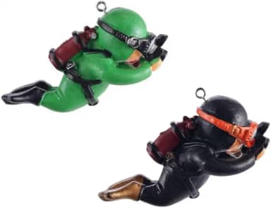 2 Enfeites De Aquário Mergulhador Preto e Verde Flutuante