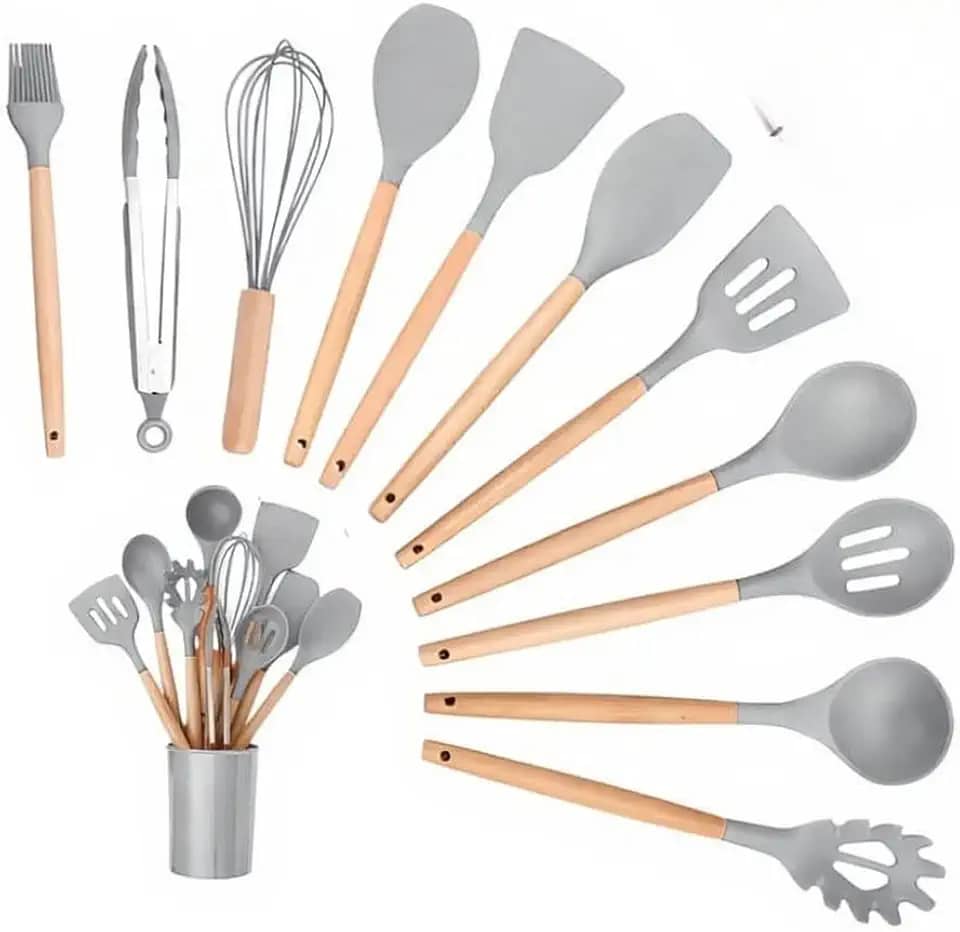 Kit 12 Utensílios de Cozinha Resistente ao Calor Antiaderente em Silicone e Cabo de Madeira Jogo De Utensílios Ideal para Panelas Antiaderentes Estilo Moderno Premium (Cinza)