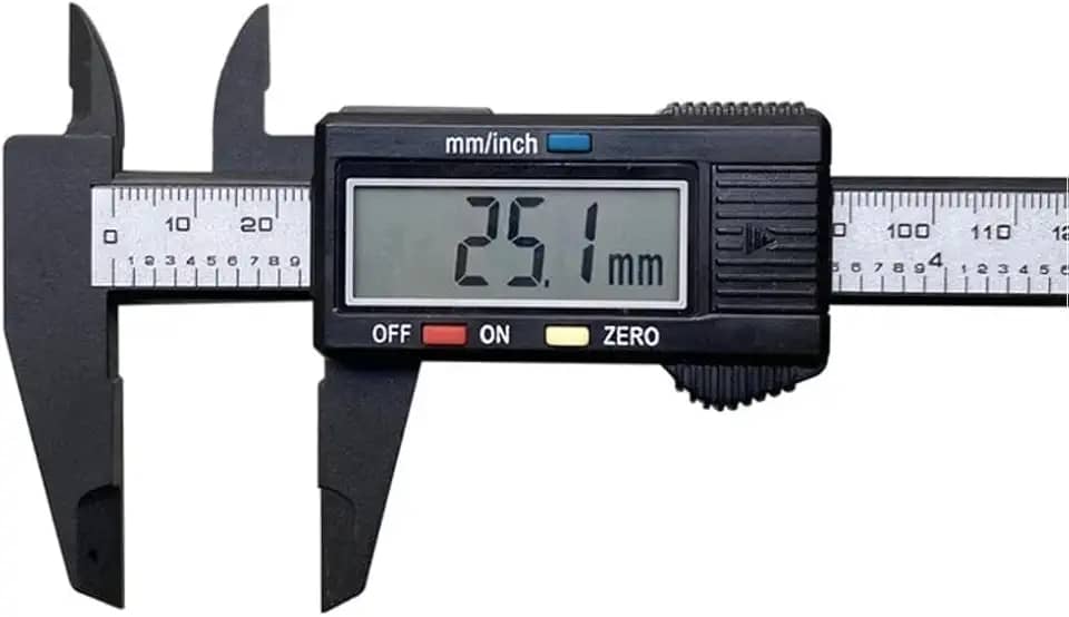 Paquímetro Digital Profissional Tela LCD Medição Precisao 150mm com Estojo feito em Metal e Plastico