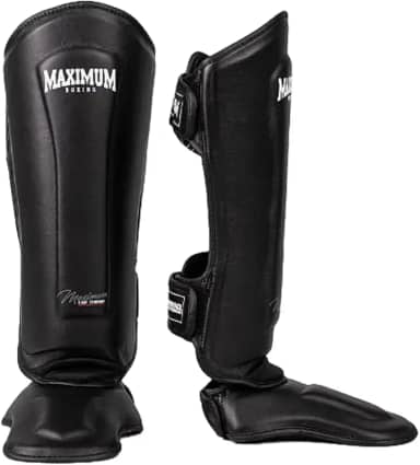 Caneleira de Muay Thai Kickboxing Maximum Classic Black (Par)