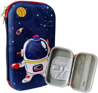 Estojo Escolar Masculino com Design de Astronauta 3D – Estojo Box Infantil Azul para Meninos | Resistente, Espaçoso e Charmoso | Ideal para Organização Escolar (Astronauta)