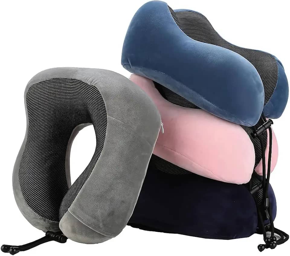 Almofada de Pescoço em Espuma de Memória Formato U - Preto | Travesseiro Com Conforto para Viagem, Avião, Carro e Casa | Apoio Ergonômico Portátil | Exlusividade Izal®