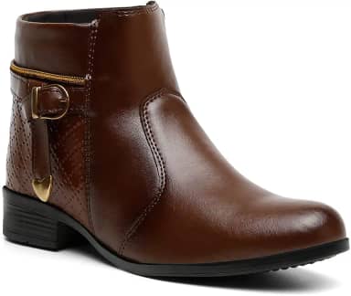 Coturno Feminino Botinha em Couro Salto Baixo