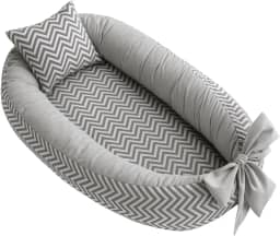 Ninho redutor de berço bebê percal 100% algodão + Almofada Anatomica Estampada Unissex (Chevron Cinza)