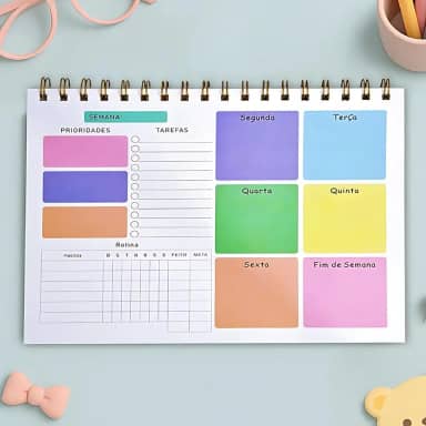 Planner Semanal Mesa, 50 Folhas, Organizador com Capa Acetato, Aramado Metal, Divisões Coloridas para Tarefas e Prioridades de Rotina, 24.5x19cm, 1 Ano