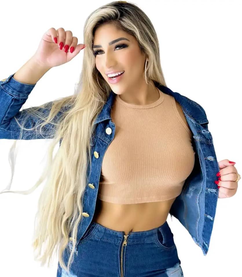 Jaqueta Jeans Feminina Lavagem Escura - Sofisticação e Elegância em Destaque