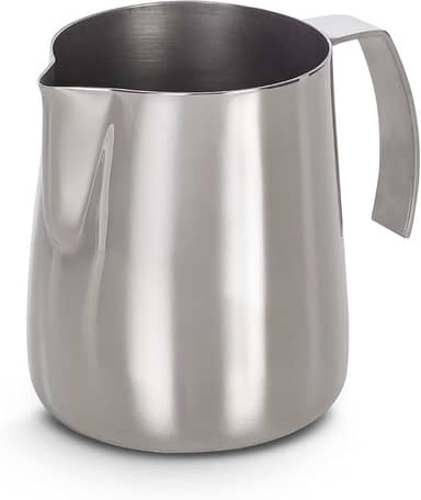 Leiteira Pitcher 350 ml Pressca produzida em aço inox excelente acabamento e ótima durabilidade. Jarra para vaporizar e espumar leite. Profissional e doméstico.