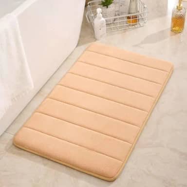 Tapete Antiderrapante Soft – Macio, Absorvente, Lavável e de Secagem Rápida para Conforto e Segurança (Bege)