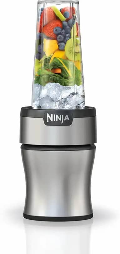 Ninja Liquidificador pessoal compacto BN301 Nutri-Blender, motor de 900 watts de pico, bebidas congeladas, vitaminas, molhos e mais, (3) copos de 590 g para viagem, (2) tampas de bico (1) tampa de
