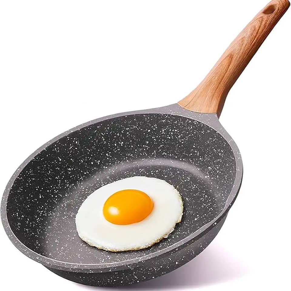 Frigideira Antiaderente de Mármore Duratta® Alta Resistência, Saudável, Durável e Fácil de Limpar - Frita sem Óleo, Design Moderno com Cabo de Madeira Ergonômico Uso em Fogão a Gás, Elétrico e Indução