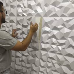 Kit com 10 Placas 3D Revestimento de Parede Alpes Branca 50x50cm 2,5m²