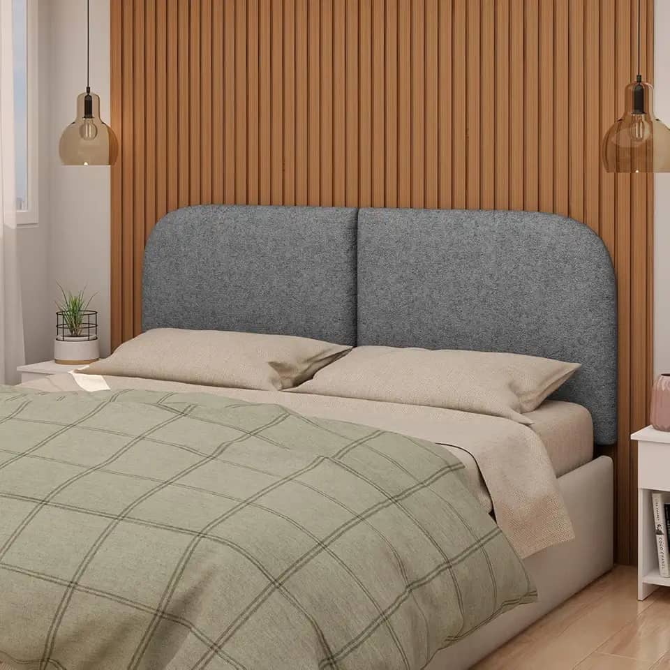 Cabeceira Orgânica Estofada em tecido boucle Cinza Cama Casal 140cm.