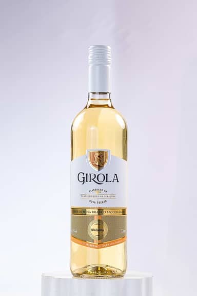 VINHO BRANCO DE MESA SECO 750ML