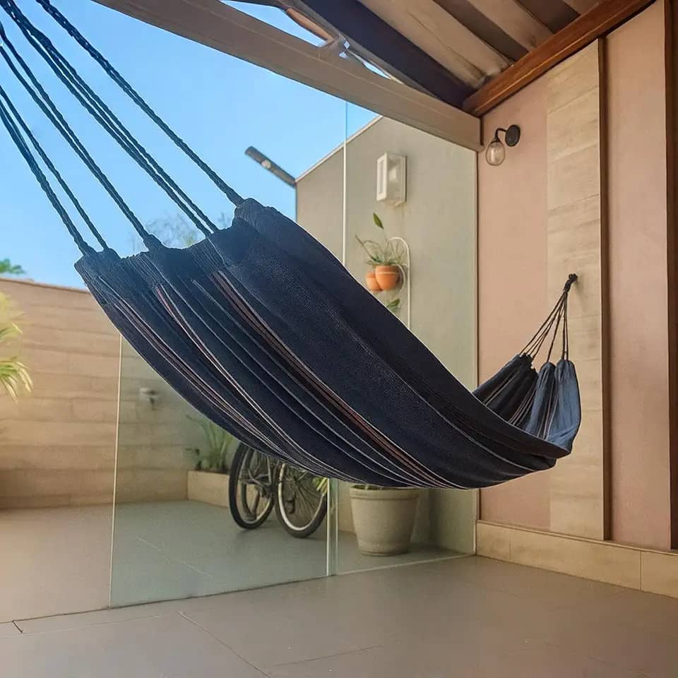 Rede de Dormir Estilo Rústico em Algodão Natural 4m x 1,5m – Confortável, Resistente e Ideal para Relaxar