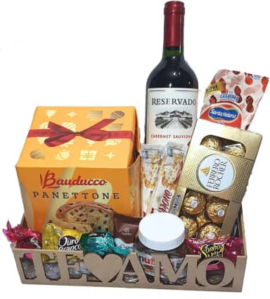 Cesta De Presente Natal Te Amo Chocolates, Panetone, Vinho