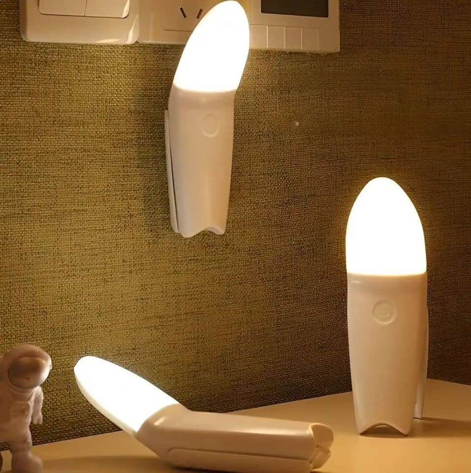 Abajur Portátil de Cabeceira LED Touch Dimerizável - Luz Amarela, Dimmer Touch, USB-C, Magnética com Fixação Ímã/Fita 3M Inclusos para Quarto do Bebê, Leitura, Descanso Ocular e Lanterna