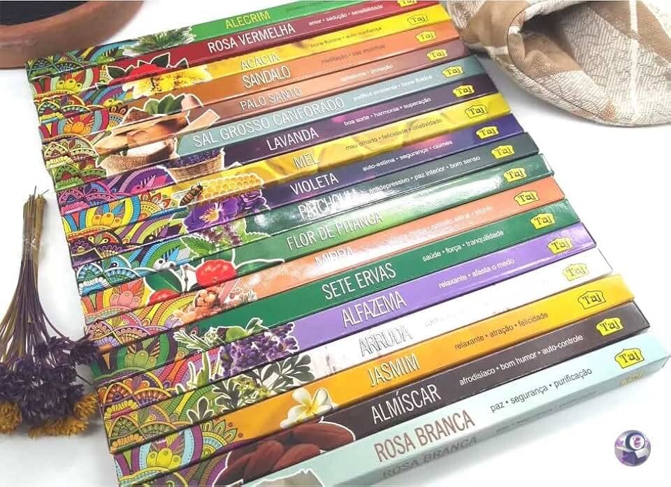 Kit Incenso Indiano Taj Vários Aromas - 15 Caixas com 8 varetas cada + Incensário