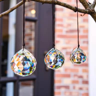 Conjunto de prisma de vidro facetado de 3 peças (30/40/50 mm) - apanhadores de sol de cristal que criam efeitos de luz arco-íris para casamentos, eventos e decoração de casa