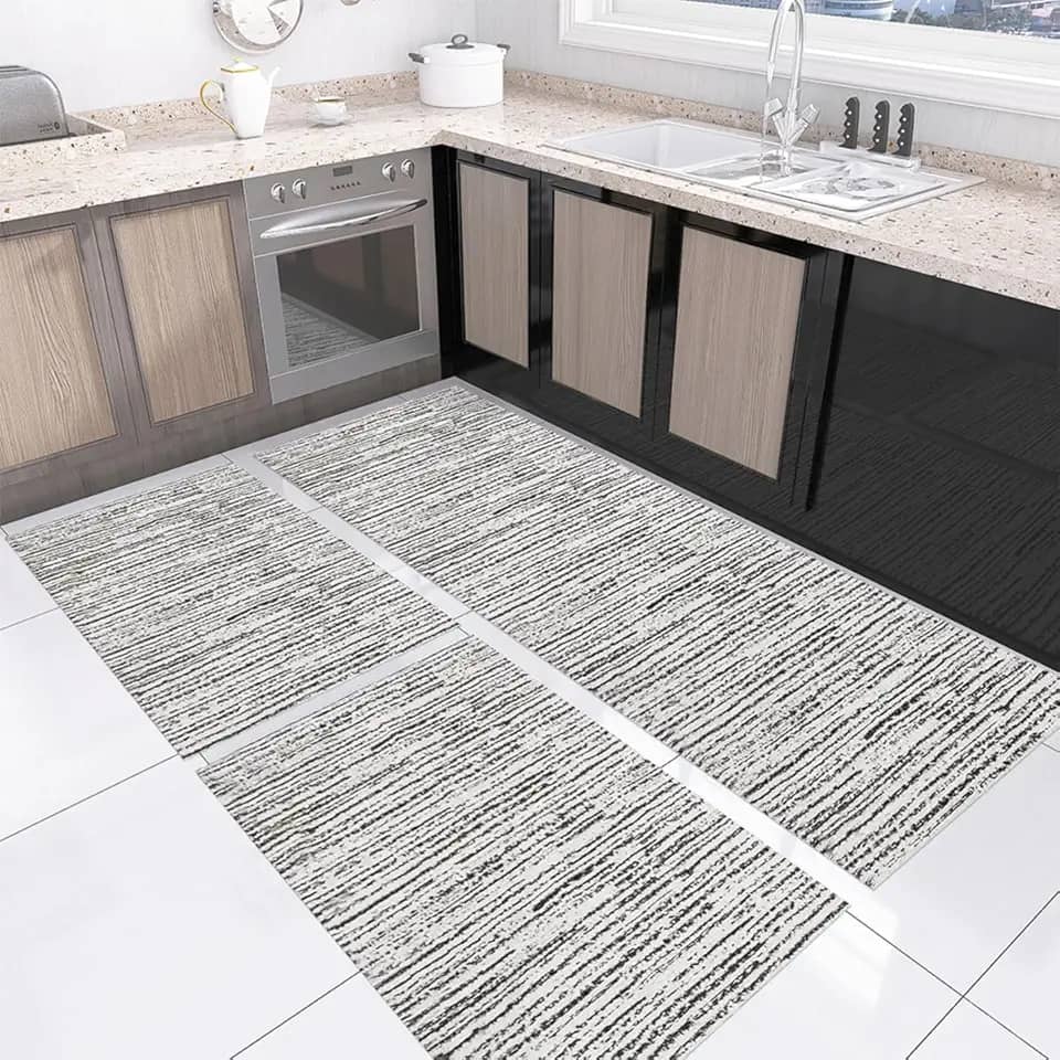 Tapete Kit de Cozinha Antiderrapante 3 Peças Mesclado Geométrico Conjunto Passadeira 1,30m x 45cm Capacho 65cm x 45cm Jogo Artesanal Cru Caramelo Preto (Riscato Preto)